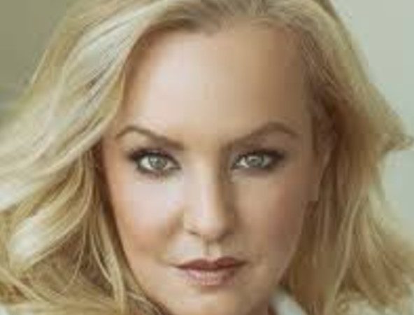 Wendi McLendon-Covey Fan Mail Address