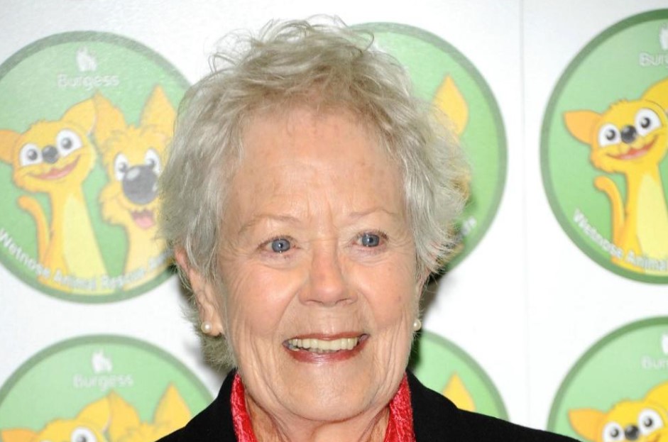 Annette Crosbie Fan Mail Address