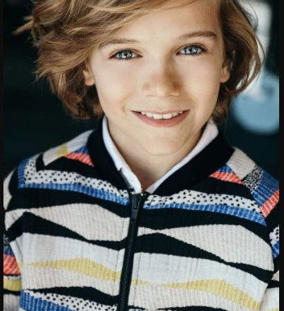 Gavin Warren Fan Mail Address