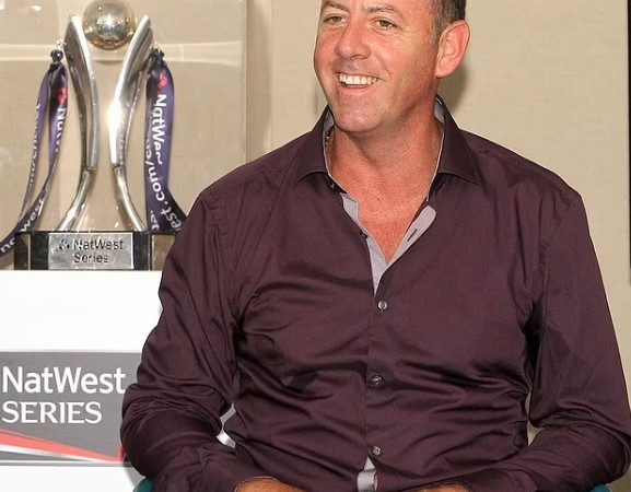 Simon Hughes Fan Mail Address