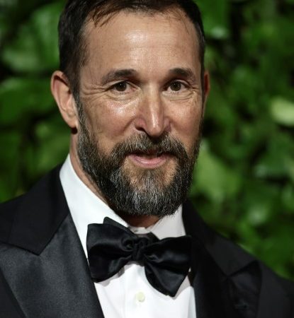 Noah Wyle Fan Mail Address