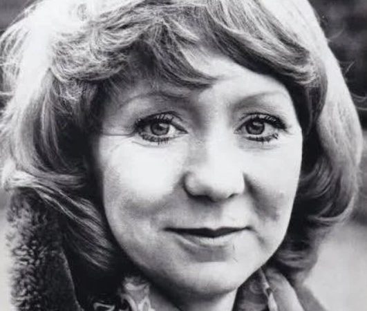 Marcia Warren Fan Mail Address