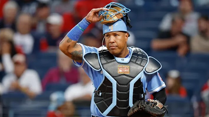 Salvador Pérez Fan Mail Address