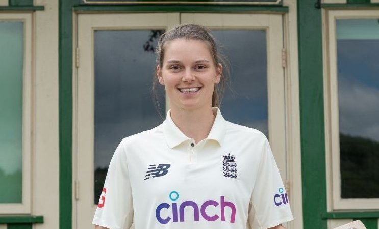 Amy Jones Fan Mail Address