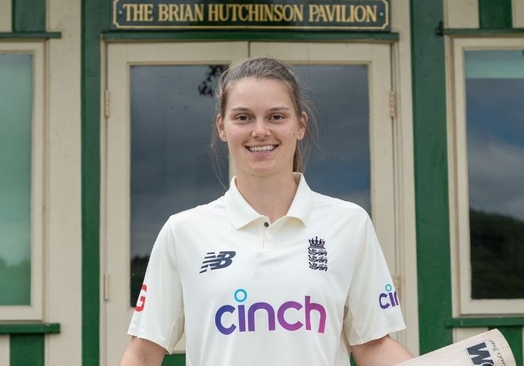 Amy Jones Fan Mail Address