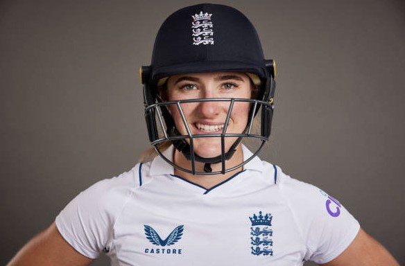 Emma Lamb Fan Mail Address