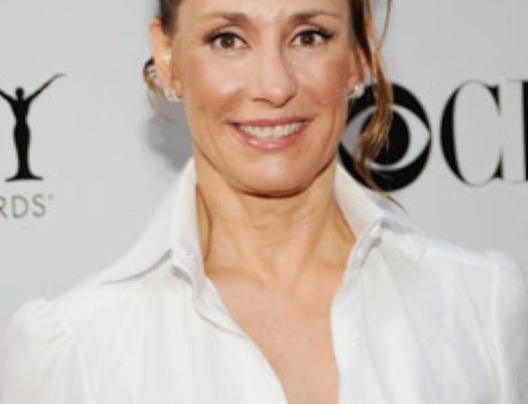 Laurie Metcalf Fan Mail Address