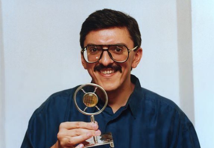 Marek Niedzwiecki Fan Mail Address