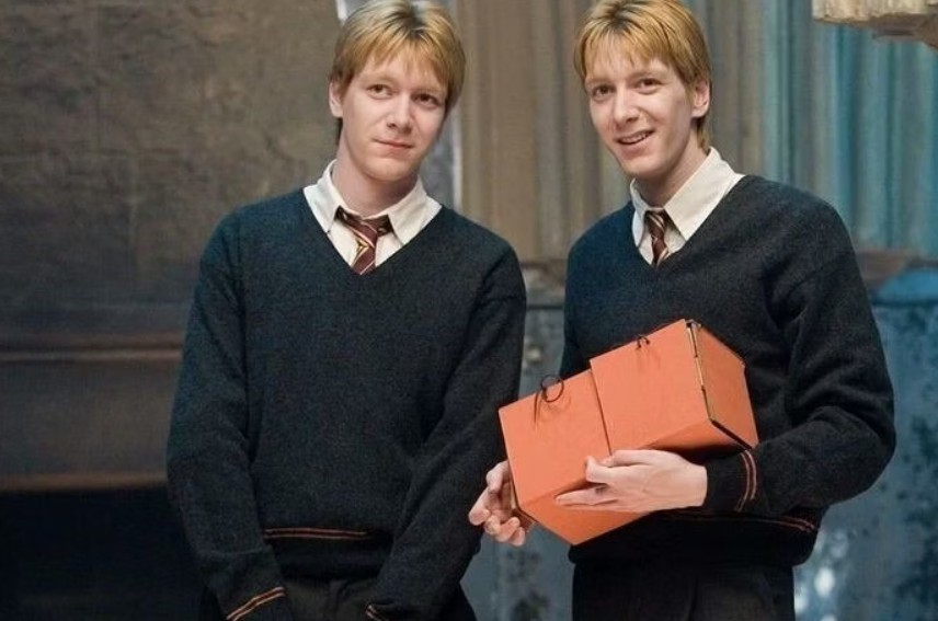 Oliver Phelps Fan Mail Address